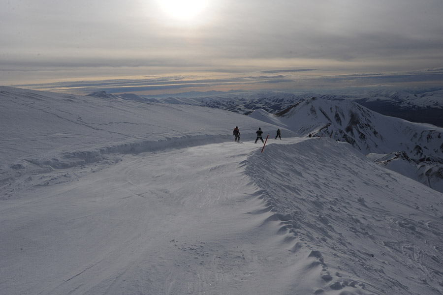Palandöken Kayak Merkezi: Ülkenin en iyi kayak merkezlerinden birisidir.. Özellikle kış şartları bu bölgeyi diğerlerinden daha ayrıcalıklı kılar..