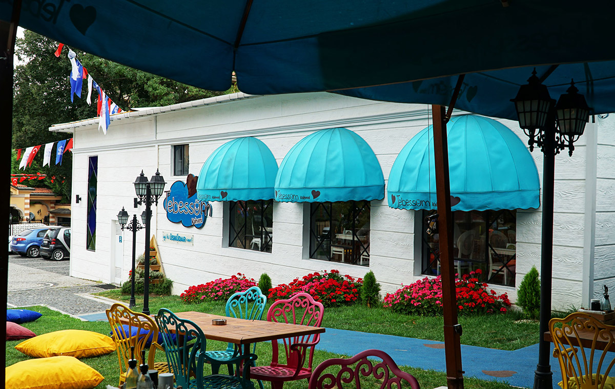 Tebessüm Cafe. En İyi 15 Üsküdar Mekânı..