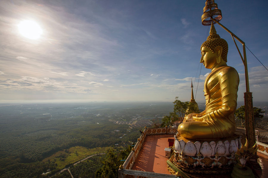 Wat Tham Suea Tapınağı